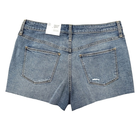 NWT High-Rise Blue Distressed Denim Shorts Size 8 - Picture 5 of 10